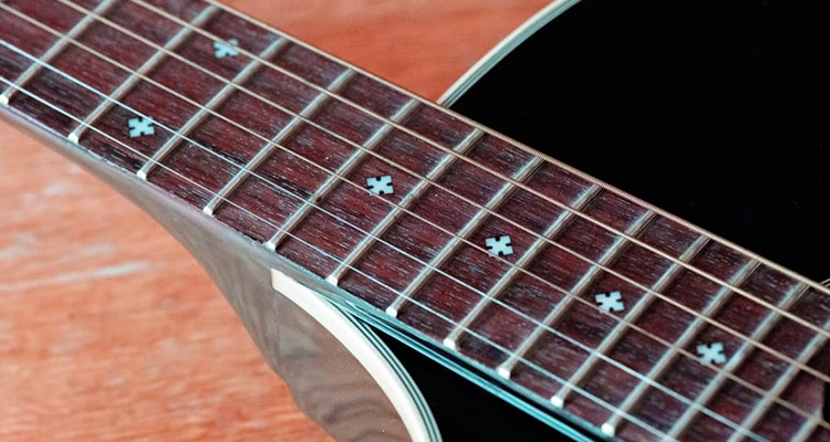 The Allure of Oud Fingerboards: Ebony or Rosewood img